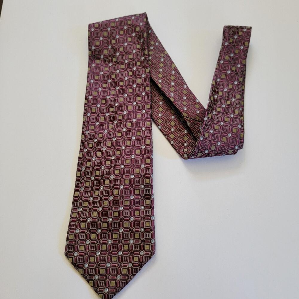 XMI Platinum Neck Tie Mens Purple 100% Silk Geometric Pattern Handmade USA Dress